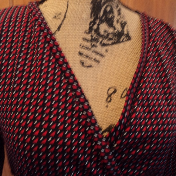 Top - Picture 2 of 5